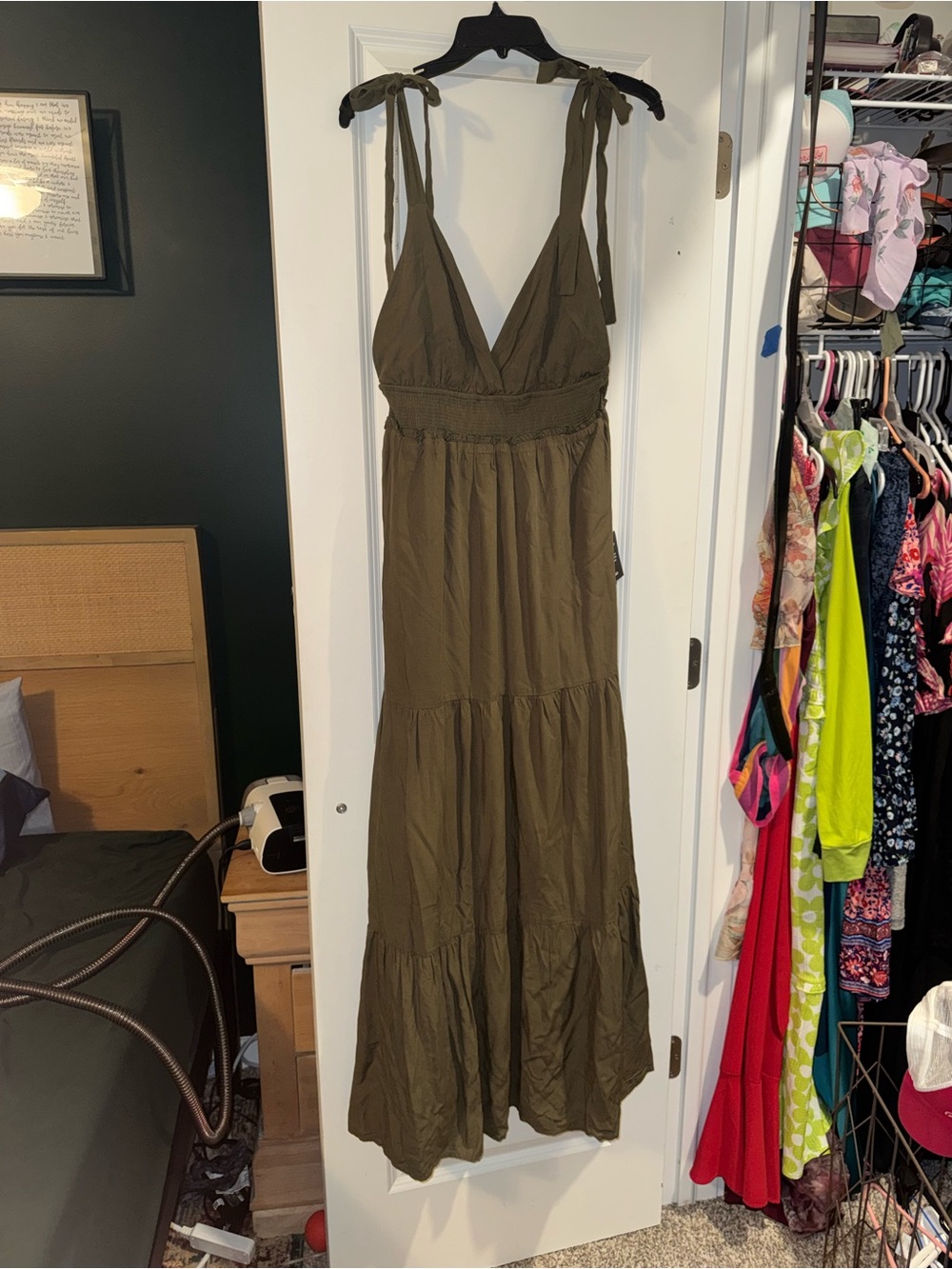 Lulu's Olive Tie-Shoulder V-Neck Maxi Dress